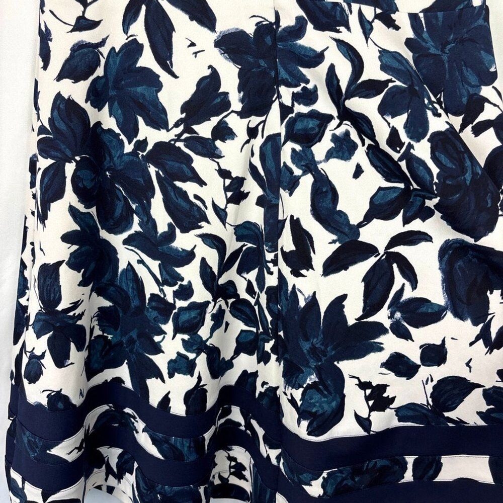 41‎ Hawthorn Dress Women's Size 1X White Navy Blue Floral Fit & Flare Sleeveless - Picture 6 of 15
